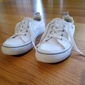 Maurices Macy scrunch back slip on sneaker